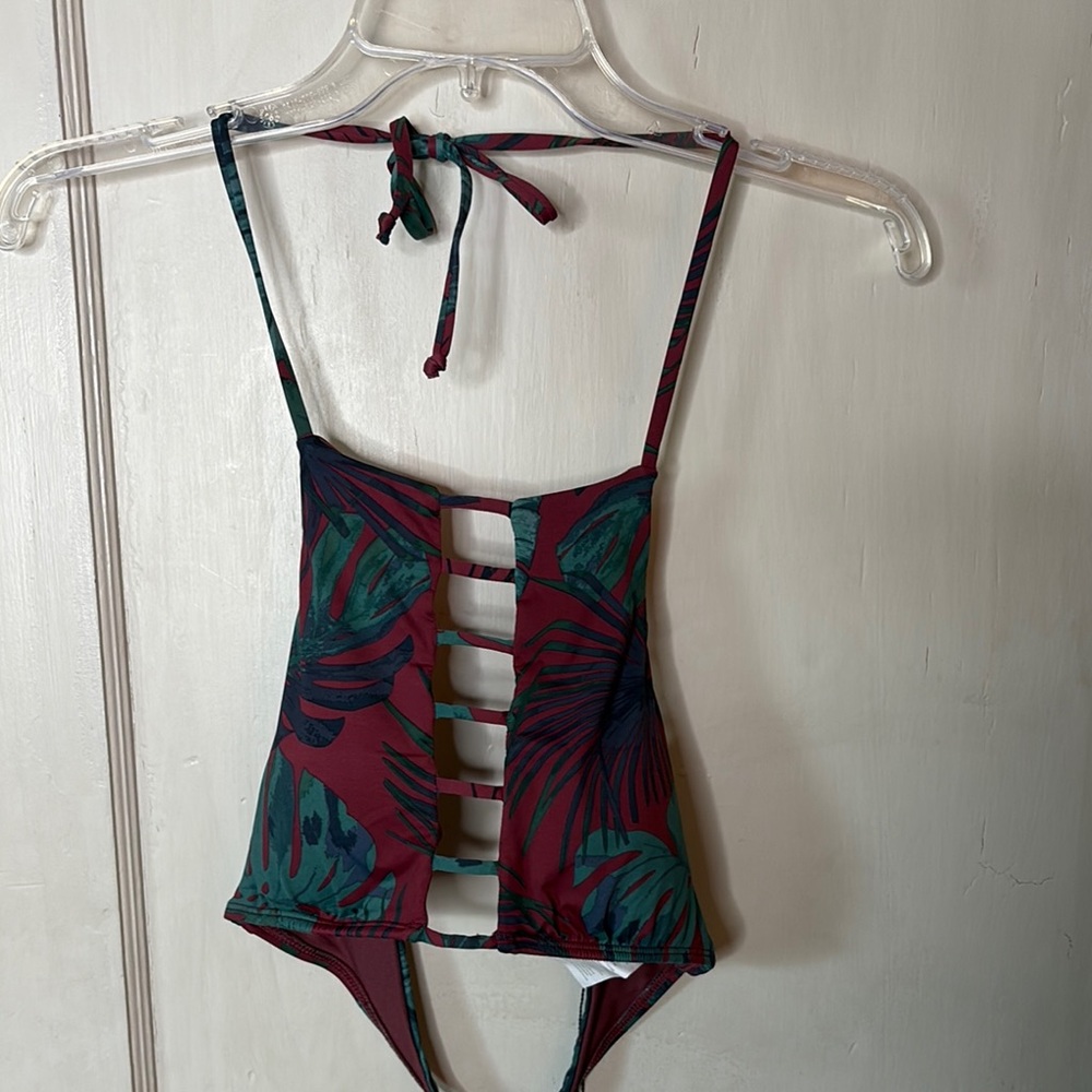 The Bikini Lab Tropical Cutout Tropical Swimsuit Bikini Top Medium